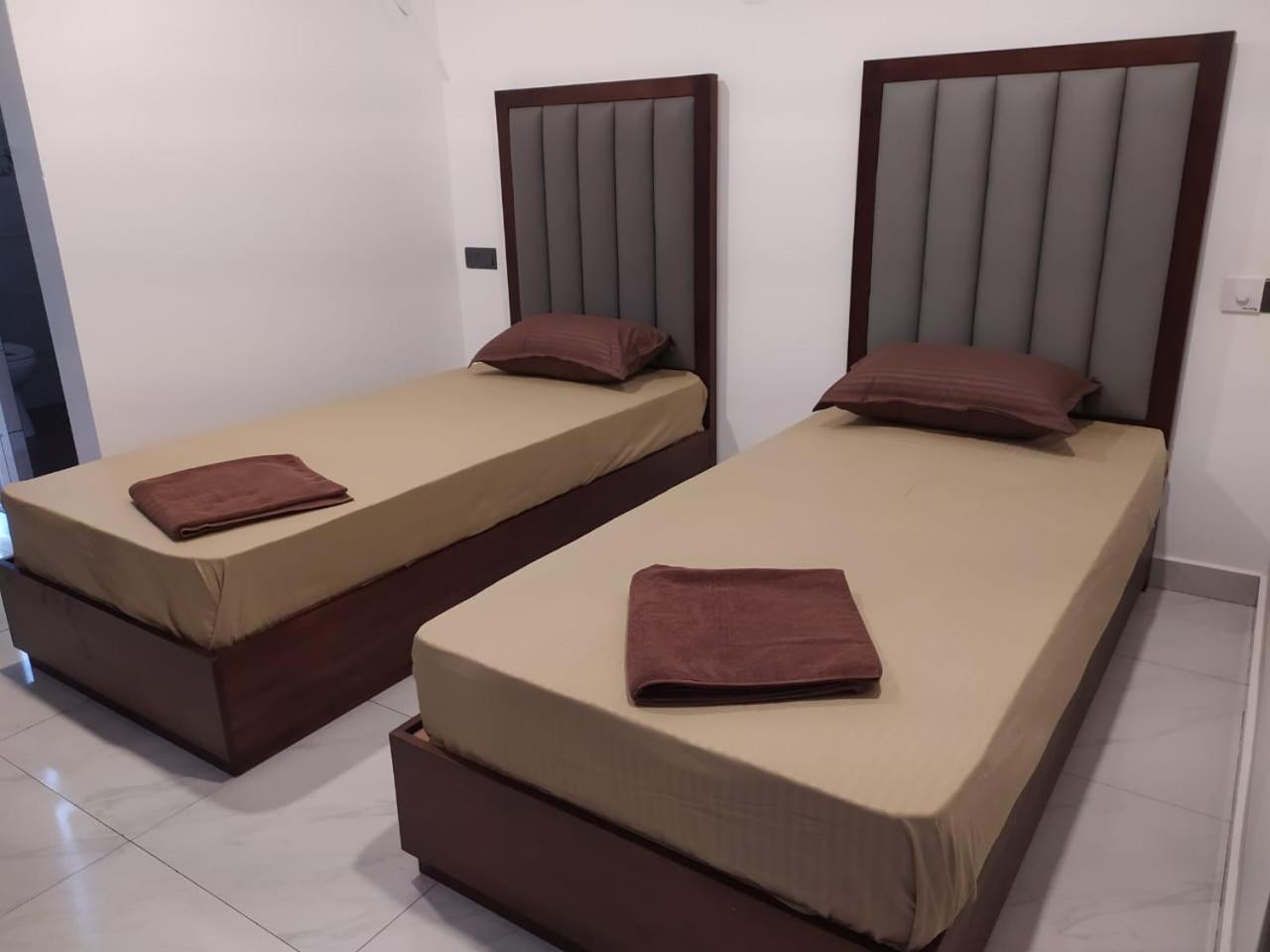 Hansa Surf Hotel Hikkaduwa Luaran gambar