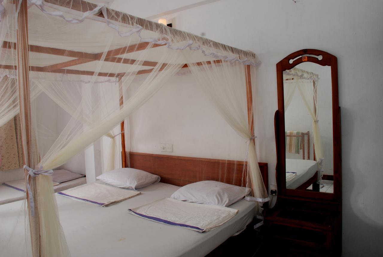 Hansa Surf Hotel Hikkaduwa Luaran gambar