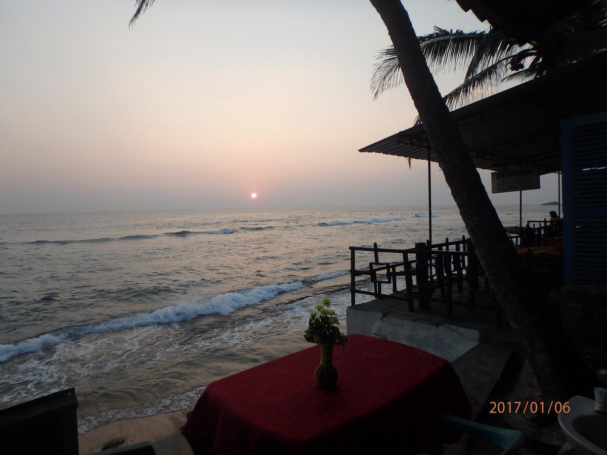 Hansa Surf Hotel Hikkaduwa Luaran gambar