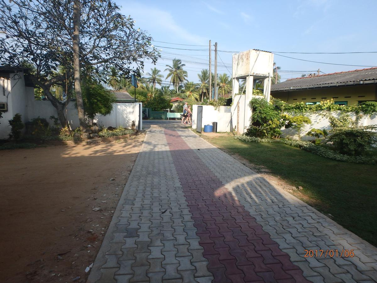 Hansa Surf Hotel Hikkaduwa Luaran gambar